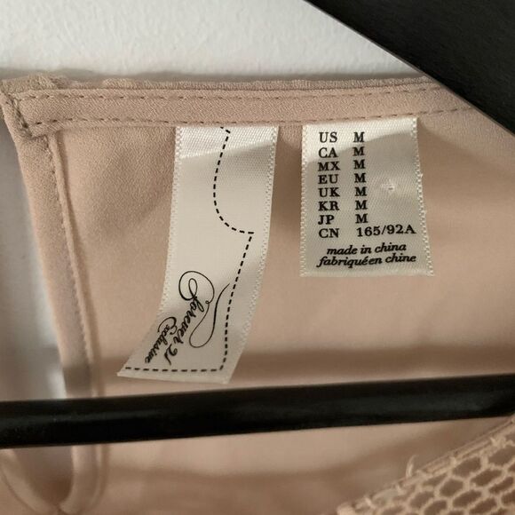 Forever 21 Nude Neutral Boho Crochet Peplum Blouse - Picture 8 of 9